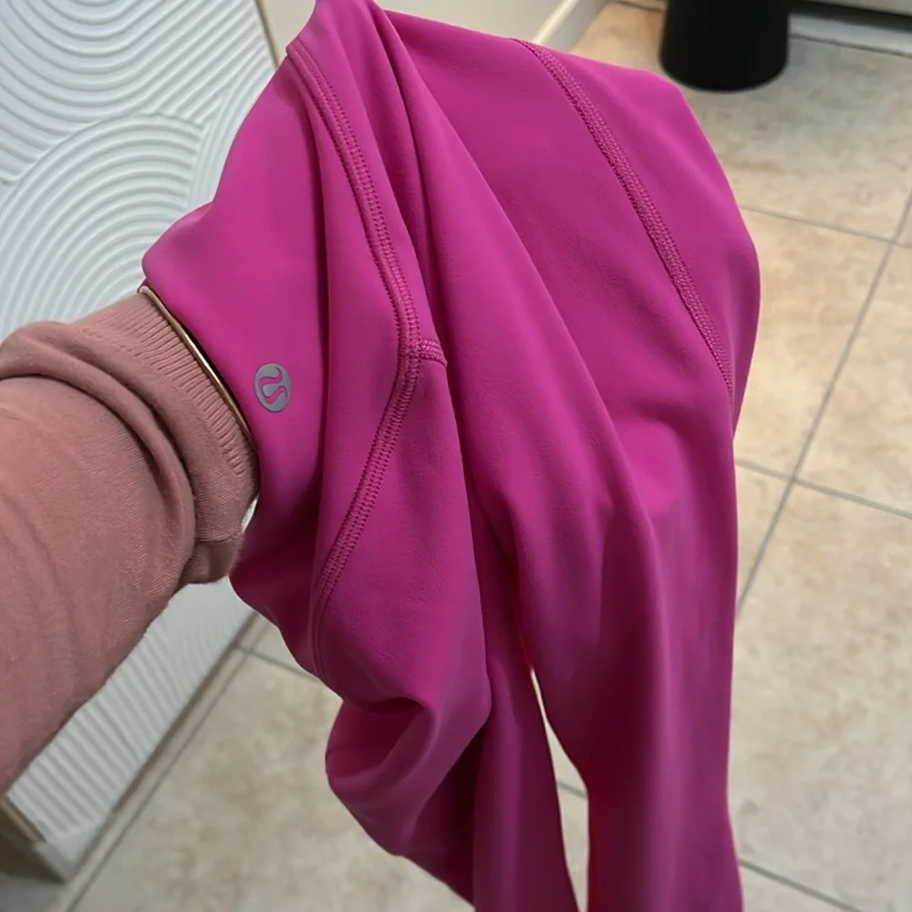 Lululemon Align High Rise 25” double lined, Barbie pink leggings size‎ 0